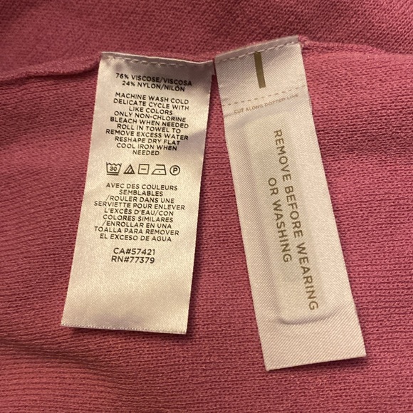 NWT Ann Taylor Ruffle Scoop Neck Sweater Shell in Wild Lotus (Pink), size XXL - Picture 6 of 7